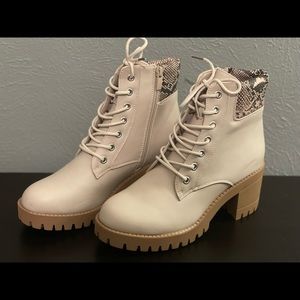 Women’s Combat Boots